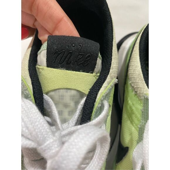 Nike Air Max Pre-Day Liquid Lime Size 5.5 - Picture 4 of 8